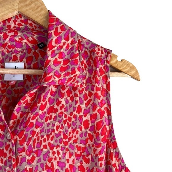 Cabi Heartbreaker Sleeveless Blouse Top in Red Pink, Size Small - Picture 5 of 10